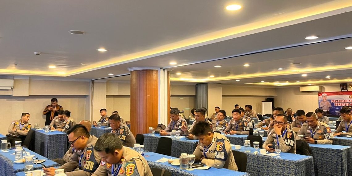 Integrasi Teknologi dan Transportasi: Pelatihan Kendaraan Berbasis Baterai Korlantas