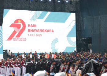 Ribuan Warga Padati Monas Saksikan HUT Bhayangkara ke-79, 5.800 Personel Gabungan Dikerahkan