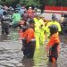 Banjir di Sejumlah Titik di Jakarta, Polantas Berjibaku Atur Lalin