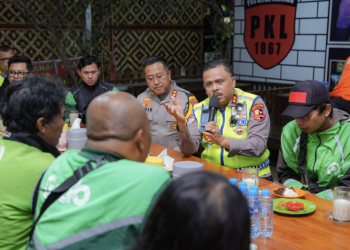 Kakorlantas Polri Irjen Agus Suryonugroho Pererat Silaturahmi Dengan Pengemudi Ojol