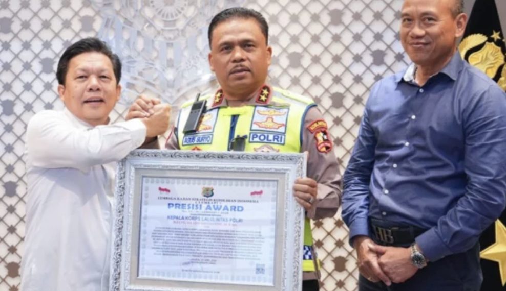 Kepuasan Publik 94,3%, Lemkapi Anugerahkan Presisi Award 2026 kepada Kakorlantas Polri