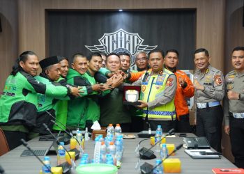 Rela Jalan 2 Hari ke Jakarta, Komunitas Ojol Jambi Temui Kakorlantas Polri