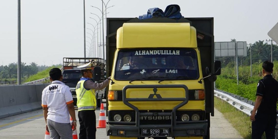 Sulit Dikendalikan, Kendaraan Overweight Mengancam Hak Pengendara untuk Pulang ke Rumah dengan Selamat