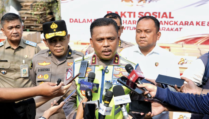 Paket Lengkap Peduli Kemanusiaan: Polri Layani Cek Kesehatan hingga Urus SIM/STNK Korban Kebakaran