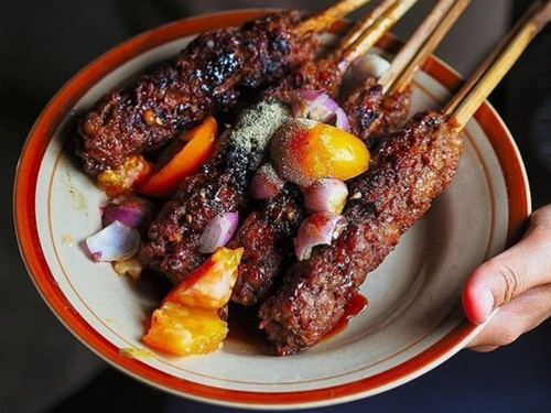 Sate Buntel