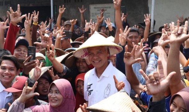 Upaya Ganjar Pranowo Mengatasi Hutang Petani dan Nelayan