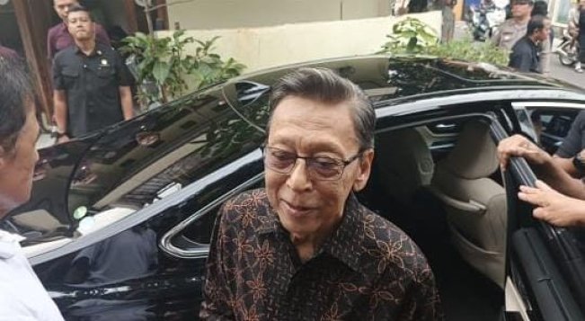Boediono dan Novel Baswedan Hadiri Pemakaman Suami Najwa Shihab